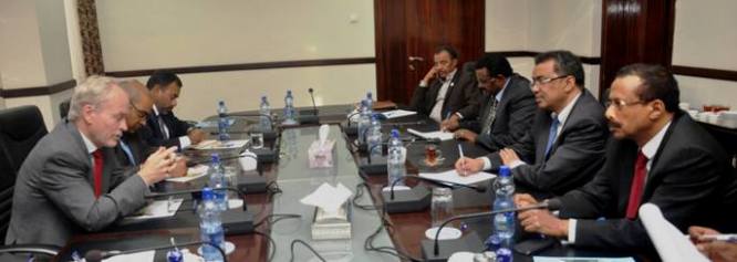 Ethiopian Foreign Minister receives U.N. envoy to Somalia