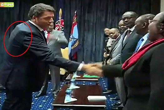 Kenya: Italian PM Matteo Renzi take President Uhuru “Security starts with Uhuru”