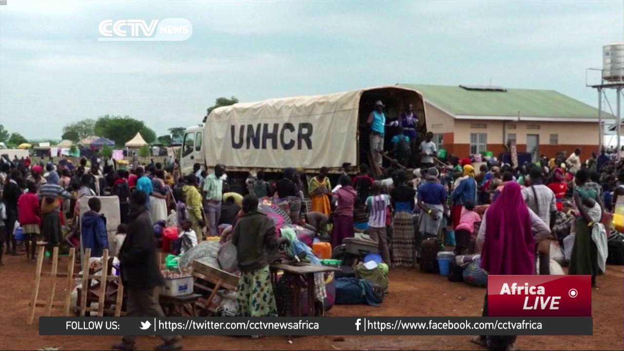 Humanitarian crisis looms as thousands of South Sudanese cross into Uganda