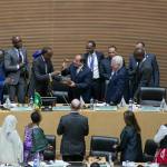 Kagame hands over AU chair to Sisi