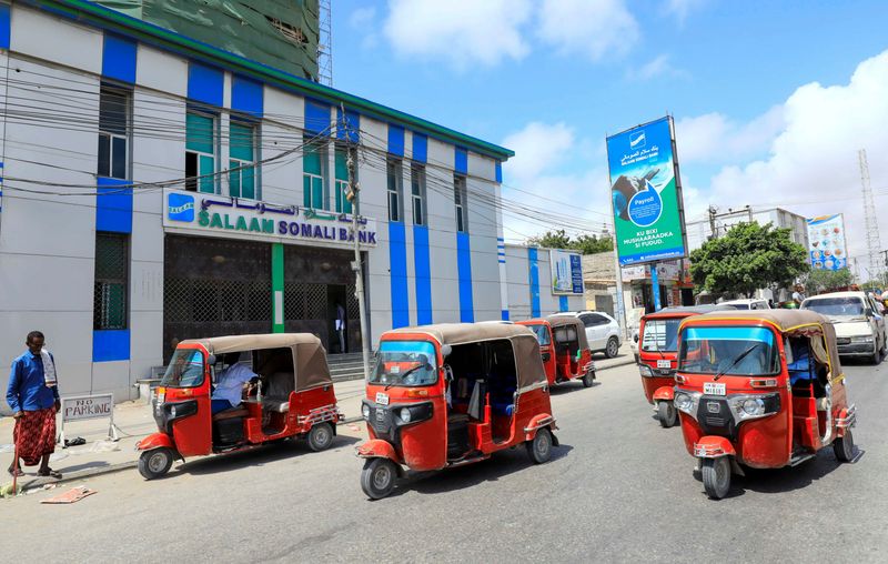 Somalia’s Islamist insurgents bank